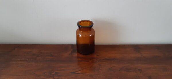 vintage bruine glazen pot