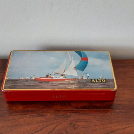 Vintage blikken sigarendoosje zeilboot 21 cm