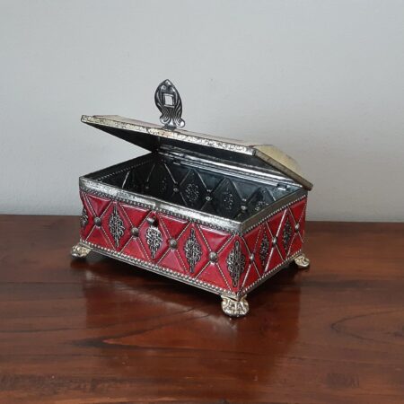 Rood vintage schatkistje 16 cm