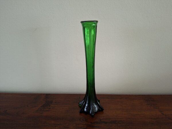 Jaren 30 groen art deco vaasje